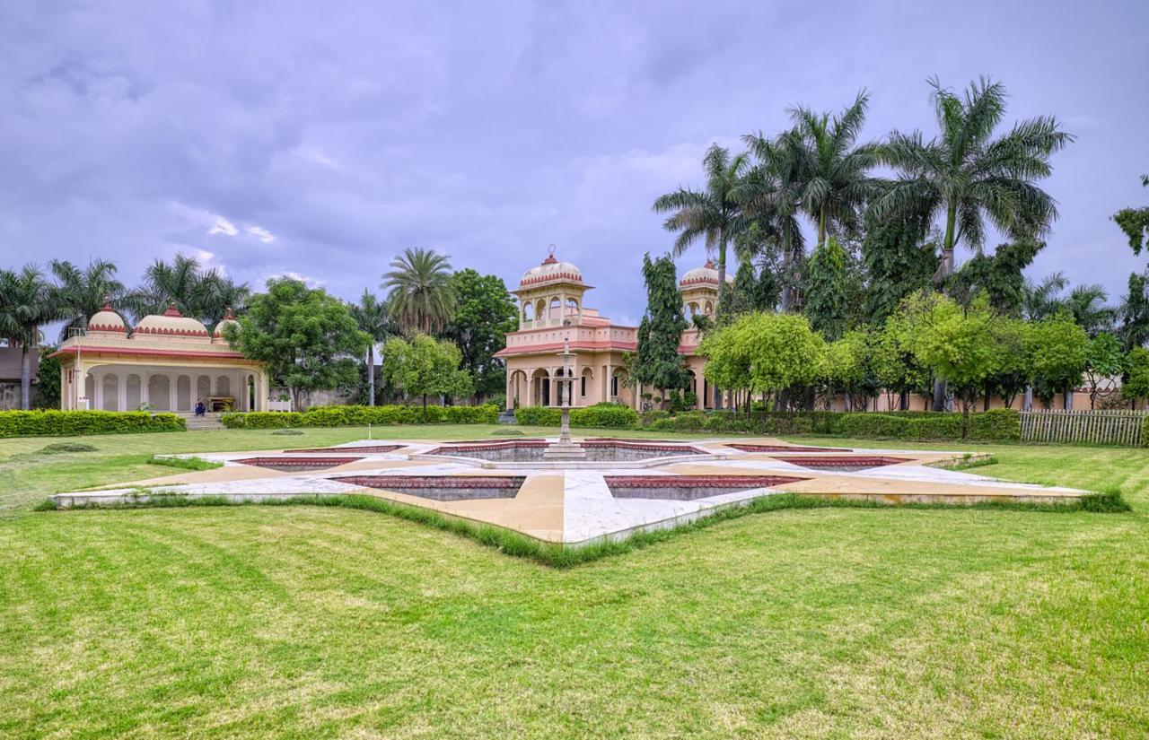 Juesta Rajputana Resort & Convention Centre, Udaipur Extérieur photo