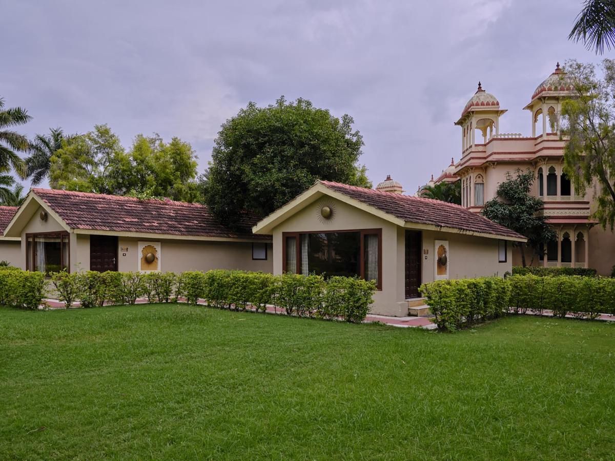 Juesta Rajputana Resort & Convention Centre, Udaipur Extérieur photo